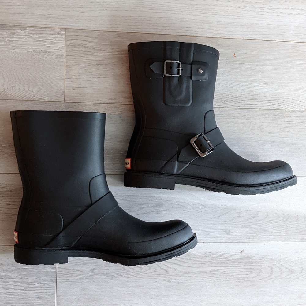 Sz 12 wide Hunter Rain boots